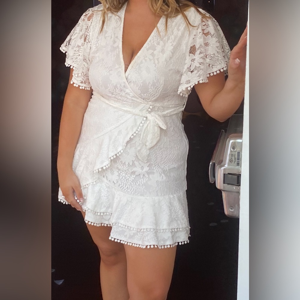 Selfie Leslie Ivory Lace Dress